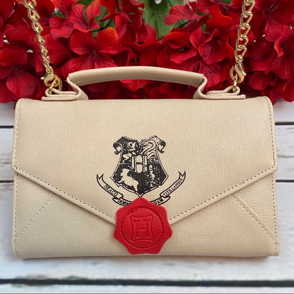 Harry Potter Hogwarts Acceptance Letter Handbag Crossbody - Picture 6 of 16